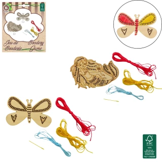 KIT DE BRODERIE EN BOIS 12CM 3 MODELES ASSORTIS